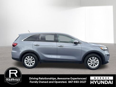 Used 2019 Kia Sorento L FWD image 9