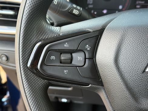 Used 2022 Chevrolet TrailBlazer LT w/ Convenience Package image 17