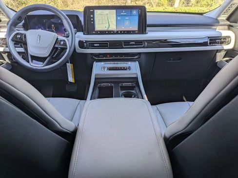 New 2026 Lincoln Aviator Premiere w/ Jet Appearance Package image 12