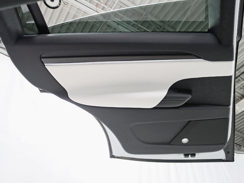 Used 2023 Tesla Model X Plaid AWD/4WD image 38