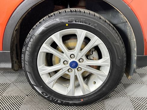 Used 2019 Ford Escape SE image 31