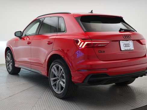 Used 2023 Audi Q3 2.0T Premium Plus w/ Premium Plus Package AWD/4WD image 3
