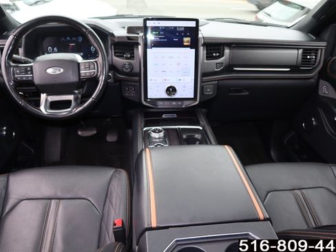 Used 2024 Ford Expedition Platinum AWD/4WD image 10