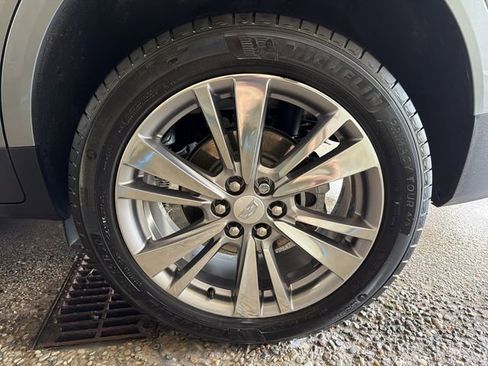 Certified 2023 Cadillac XT5 Premium Luxury AWD/4WD image 10