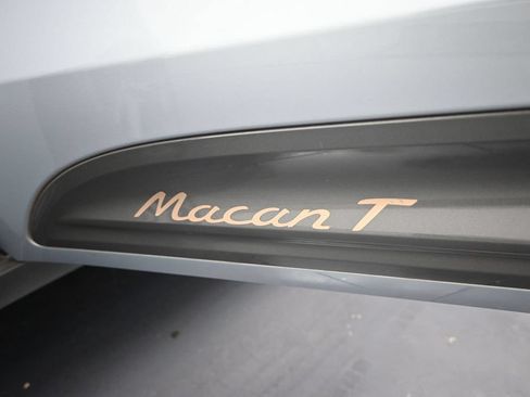 Used 2024 Porsche Macan AWD/4WD image 49