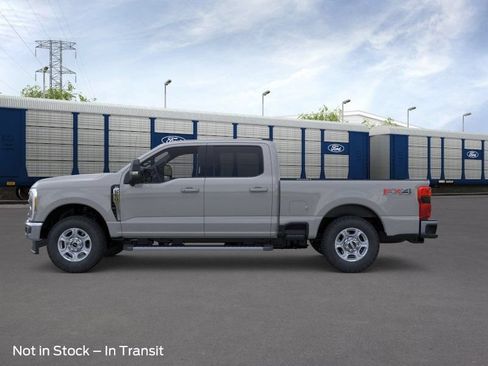 New 2026 Ford F250 XLT w/ XLT Premium Package AWD/4WD image 3