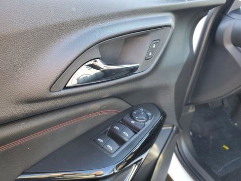 New 2026 Chevrolet Trax RS image 7