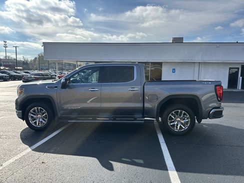 Used 2020 GMC Sierra 1500 SLT w/ SLT Premium Plus Package image 4