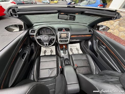 Used 2012 Volkswagen Eos Lux image 27