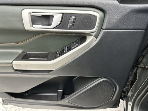 Used 2022 Ford Explorer Timberline image 13