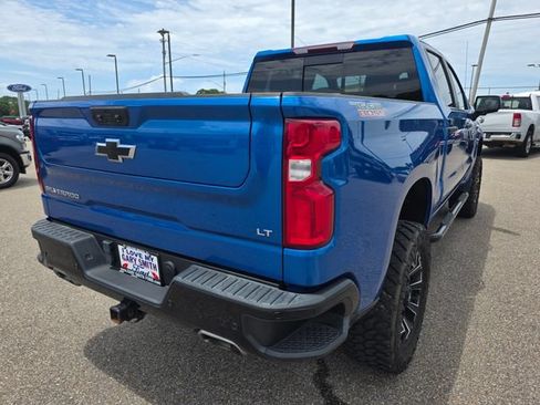 Used 2022 Chevrolet Silverado 1500 LT Trail Boss w/ LT Trail Boss Premium Package AWD/4WD image 8