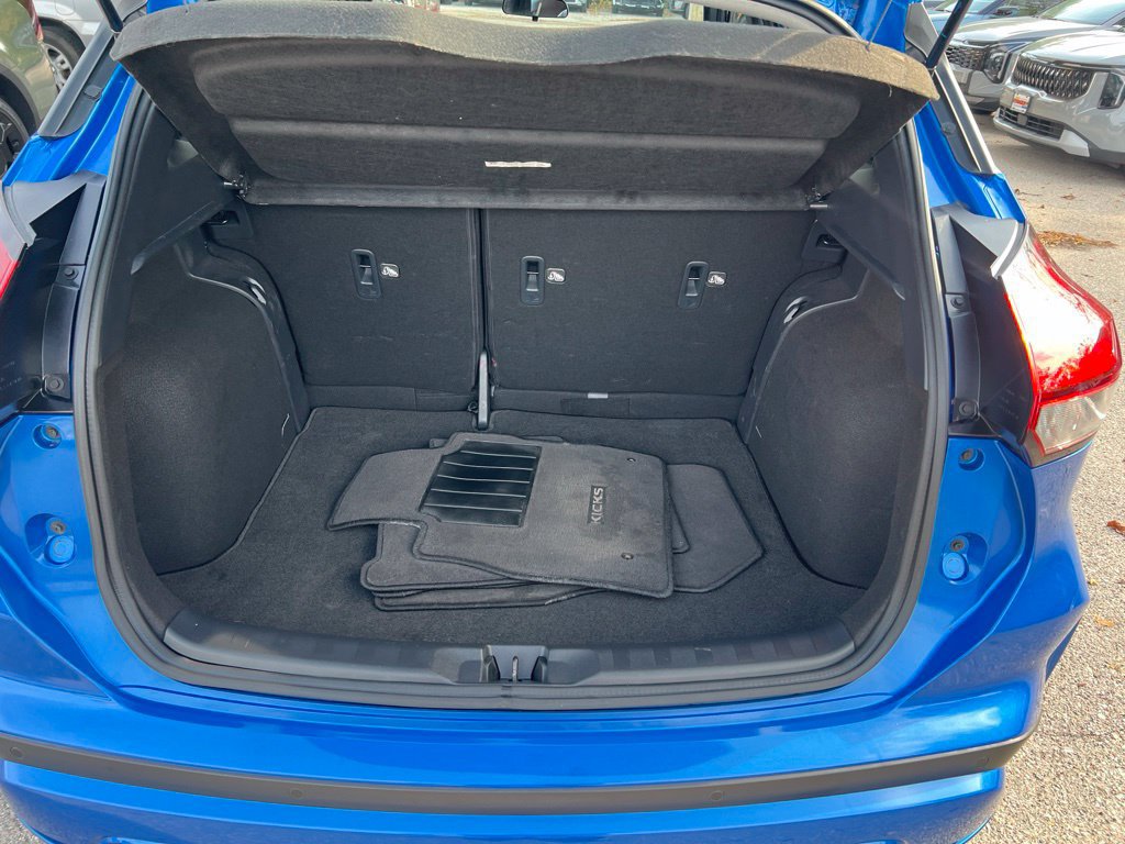 Certified 2021 Nissan Kicks SR w/ SR Premium Package FWD image 11