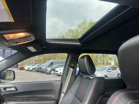 Used 2023 Dodge Durango GT image 11