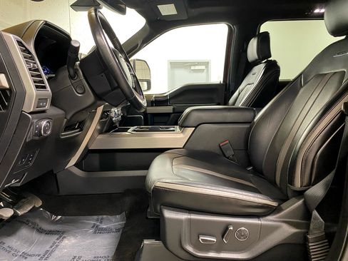 Used 2018 Ford F250 Platinum w/ Platinum Ultimate Package image 11