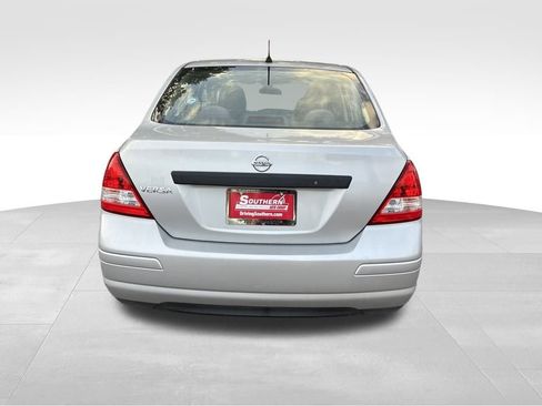Used 2011 Nissan Versa Sedan image 4