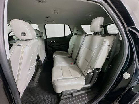 Used 2018 Chevrolet Traverse LS image 23