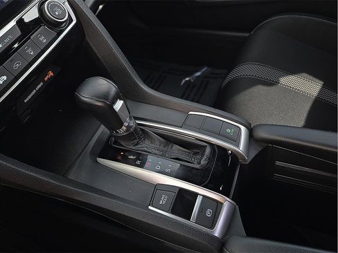 Used 2019 Honda Civic Sport image 20