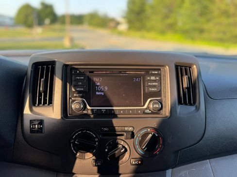 Used 2019 Nissan NV200 SV FWD image 16
