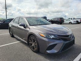 Used 2018 Toyota Camry SE w/ Audio Package FWD image 3