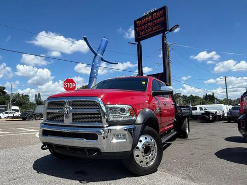 Used 2017 RAM 5500 Laramie AWD/4WD image 2