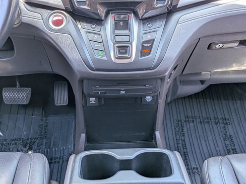 Used 2019 Honda Odyssey Touring image 23