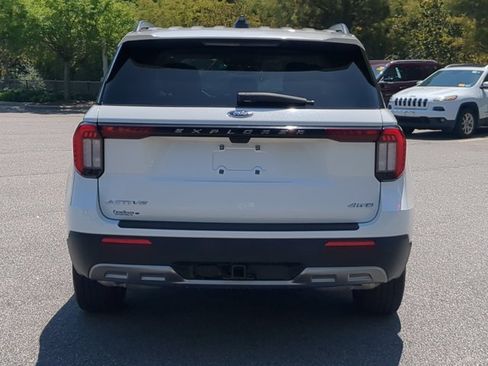 Certified 2025 Ford Explorer Active w/ Active Comfort Package AWD/4WD image 5