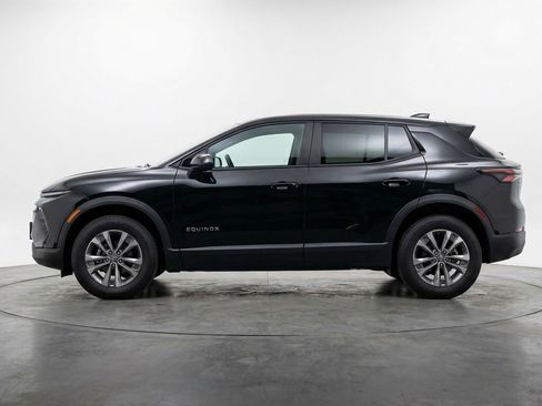 Used 2025 Chevrolet Equinox LT FWD image 5