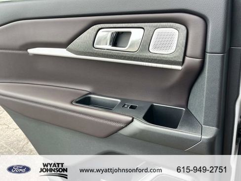New 2026 Ford Explorer Platinum RWD image 20