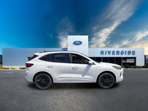 New 2025 Ford Escape ST-Line Elite w/ Premium Technology Package AWD/4WD image 7