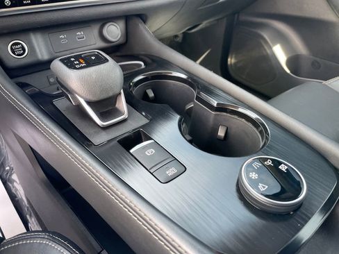 Used 2023 Nissan Rogue SL w/ SL Premium Package AWD/4WD image 22