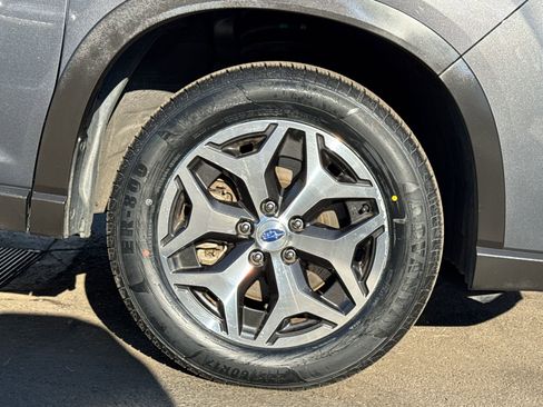 Certified 2023 Subaru Forester Premium image 4