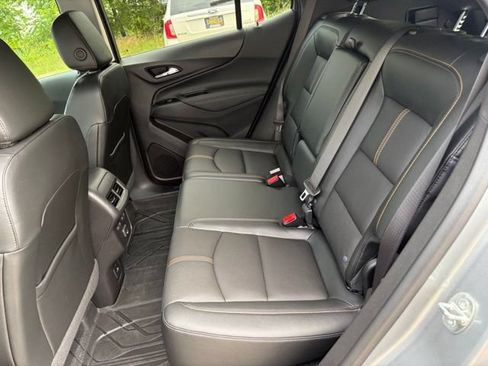 Used 2023 Chevrolet Equinox Premier FWD image 15