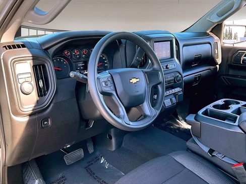 Used 2025 Chevrolet Silverado 1500 Custom image 16