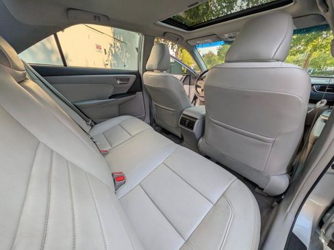 Used 2017 Toyota Camry XLE w/ Advanced Technology Package FWD image 11