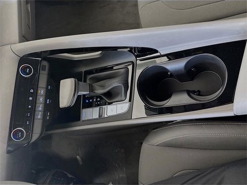 New 2025 Hyundai Elantra Blue image 17