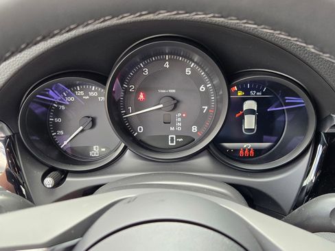 New 2026 Porsche Macan AWD/4WD image 24