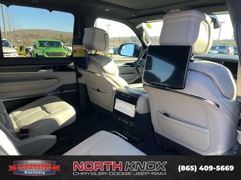New 2026 Jeep Grand Wagoneer Summit w/ Rear Seat Video Group I AWD/4WD image 28