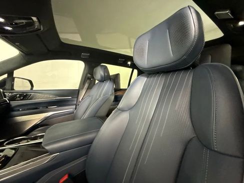 New 2025 Cadillac Escalade IQ Luxury 2 AWD/4WD image 7