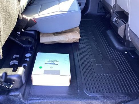 New 2026 Ford F350 4x4 Crew Cab DRW Super Duty image 12