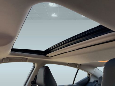 New 2025 Nissan Altima 2.5 SR w/ SR Premium Package image 16