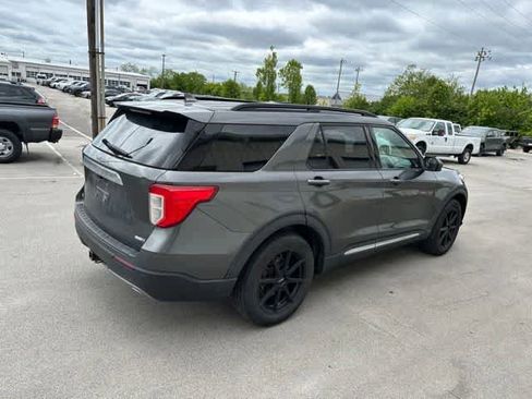 Used 2020 Ford Explorer XLT w/ Equipment Group 202A AWD/4WD image 20