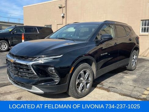 Certified 2024 Chevrolet Blazer LT w/ Convenience Package image 1