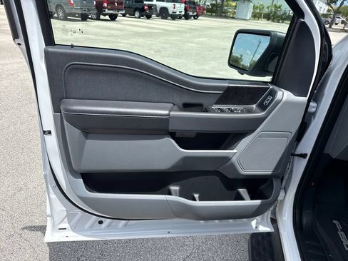 Used 2025 Ford F150 Lightning XLT AWD/4WD image 13