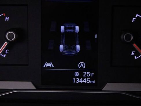 Used 2023 Hyundai Tucson SE image 24