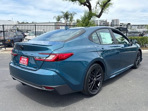 New 2026 Toyota Camry SE image 12