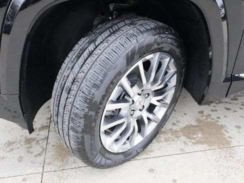 New 2026 GMC Terrain Denali w/ LPO, Floor Liner Package AWD/4WD image 38