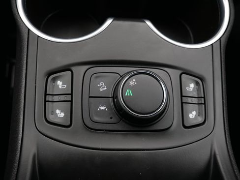 Used 2020 GMC Terrain SLE w/ Driver Convenience Package image 30