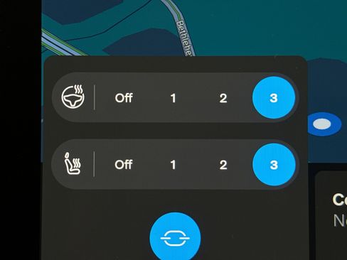 Used 2025 Volvo XC90 B6 Plus image 23