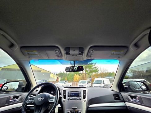 Used 2013 Subaru Legacy 2.5i Premium w/ All-Weather Pkg image 22