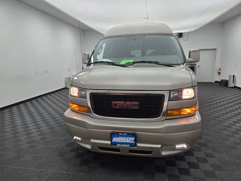 Used 2023 GMC Savana 2500 image 12